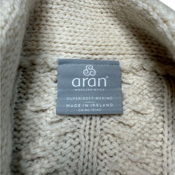 Aran Woollen Mills Super Soft Merino 3 Button Sweater Ivory Medium - Picture 7 of 9
